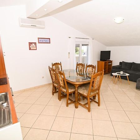 Apartmani Adria Trogir Buitenkant foto