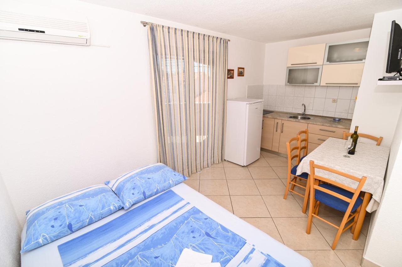 Apartmani Adria Trogir Buitenkant foto