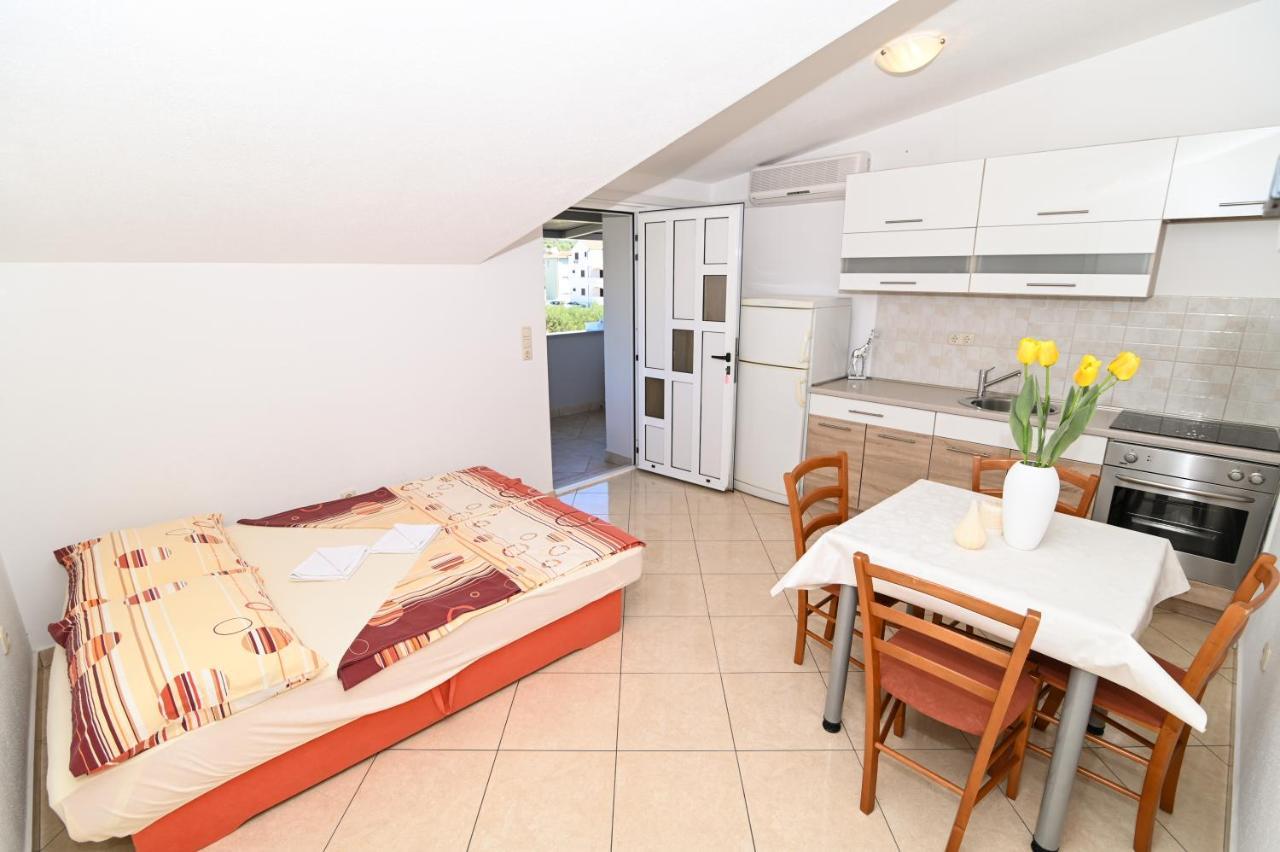 Apartmani Adria Trogir Buitenkant foto