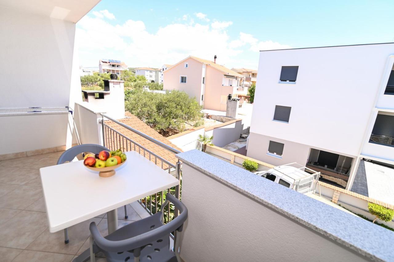 Apartmani Adria Trogir Buitenkant foto