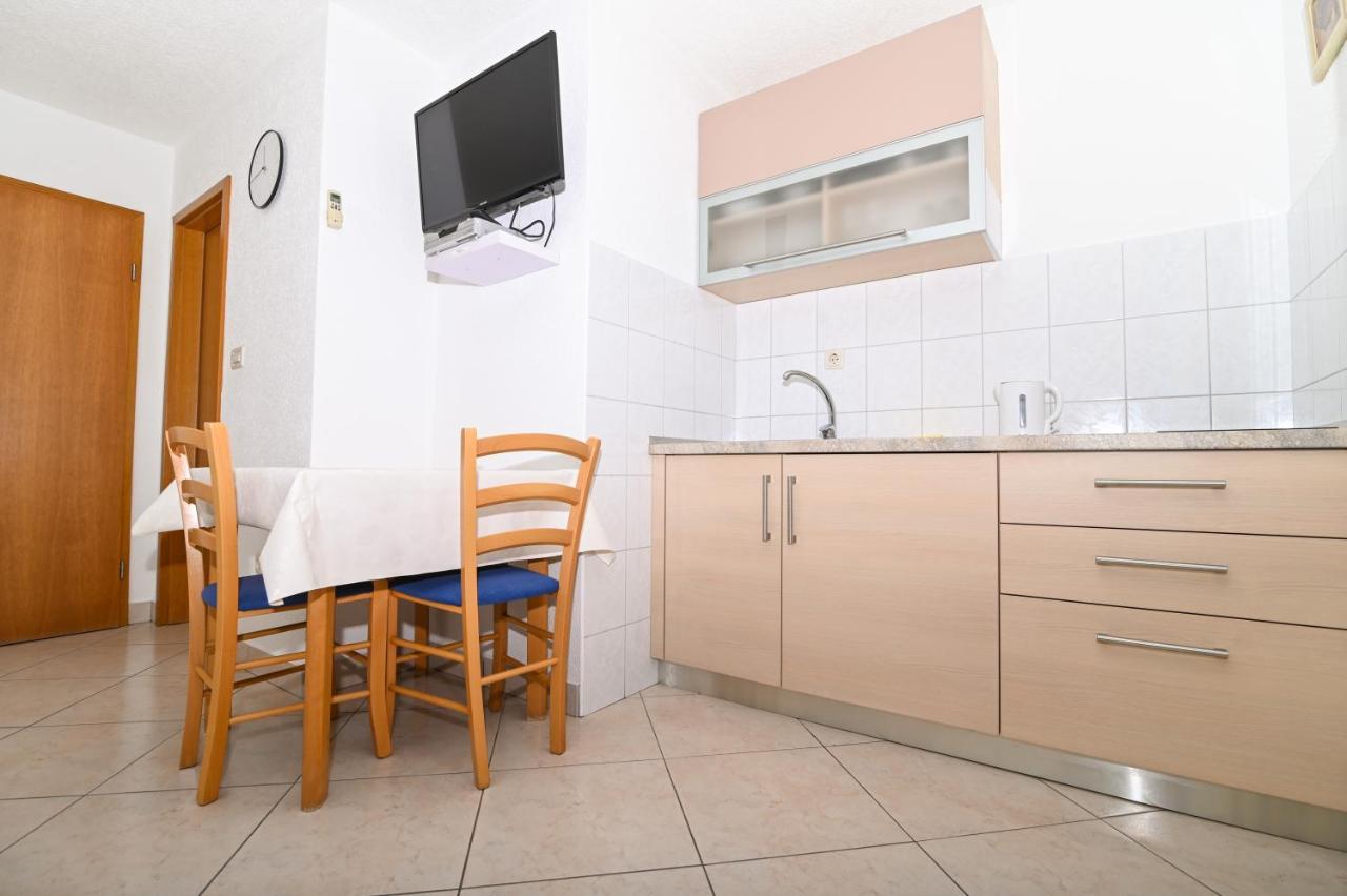 Apartmani Adria Trogir Buitenkant foto